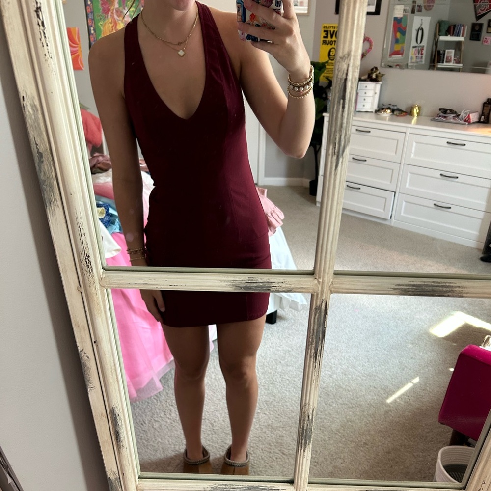 Silence + Noise Burgundy  lBodycon Mini Dress Plunge Neckline